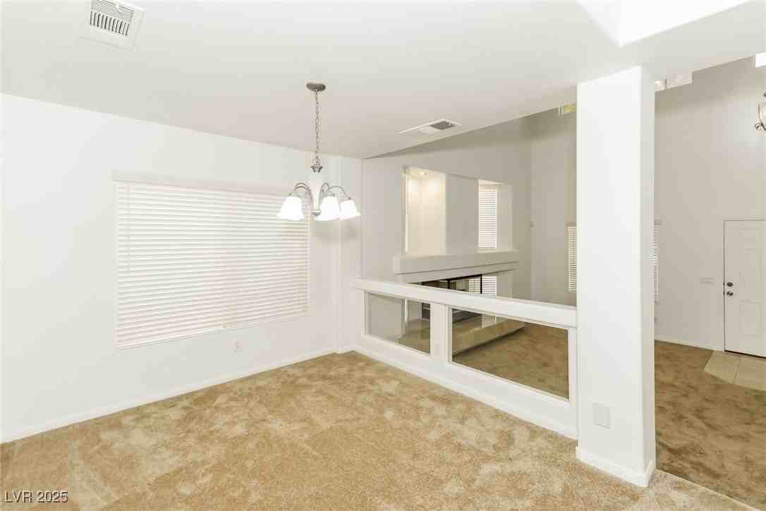 10996 Calcedonian St - Photo 6 of 23