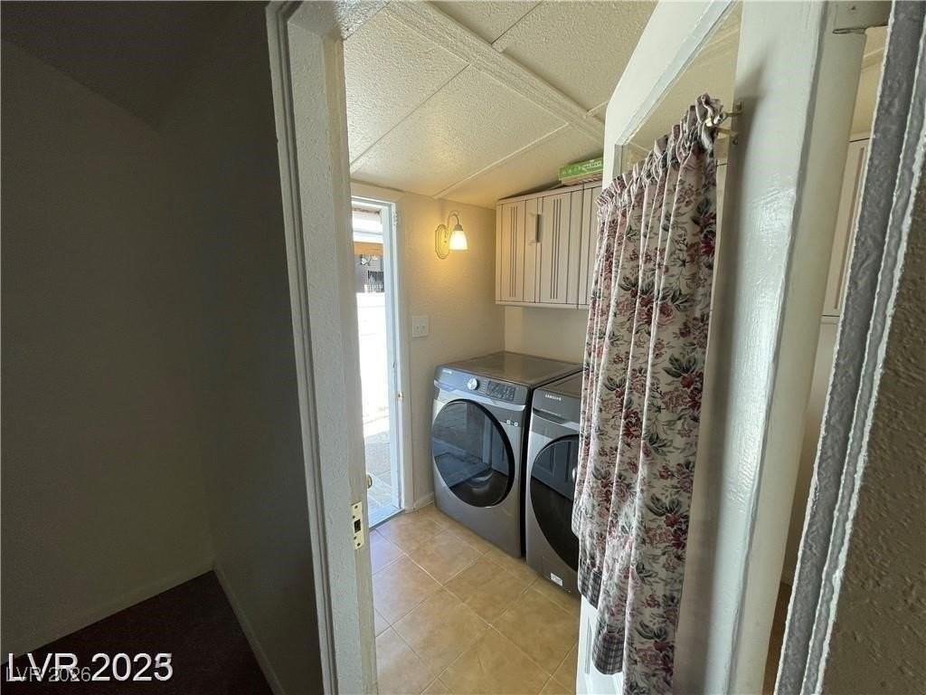 668 Avenue F - Photo 4 of 32