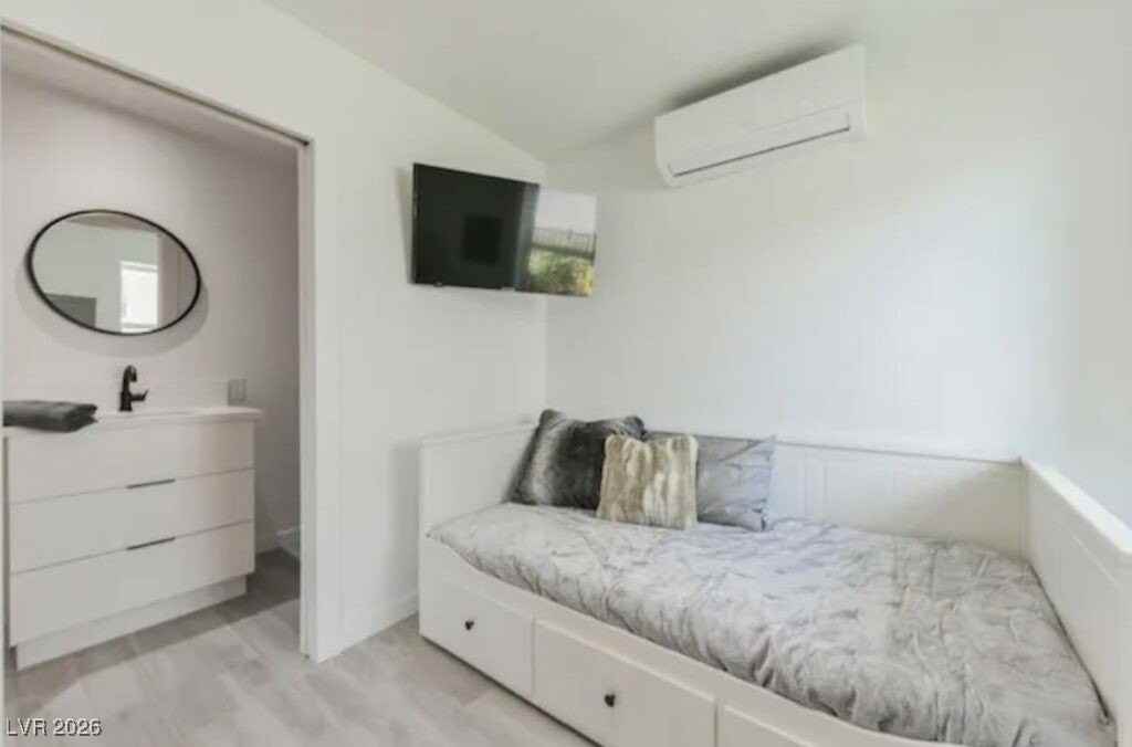 715 S 3rd St #9 - Photo 2 of 13