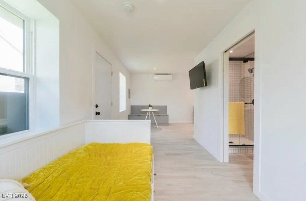 715 S 3rd St #9 - Photo 4 of 13