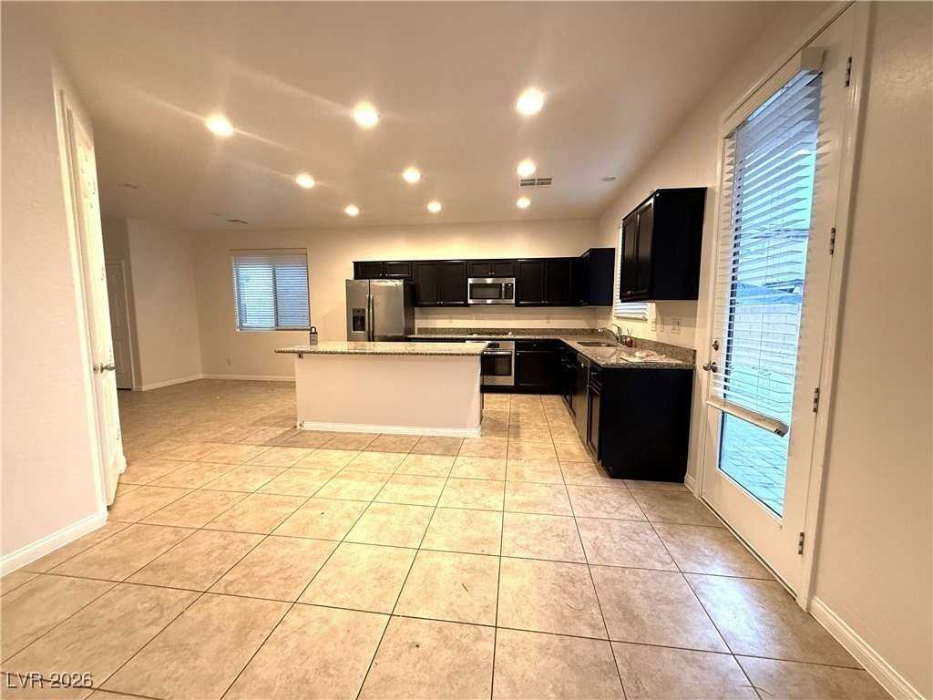 123 Volans Ave - Photo 3 of 15