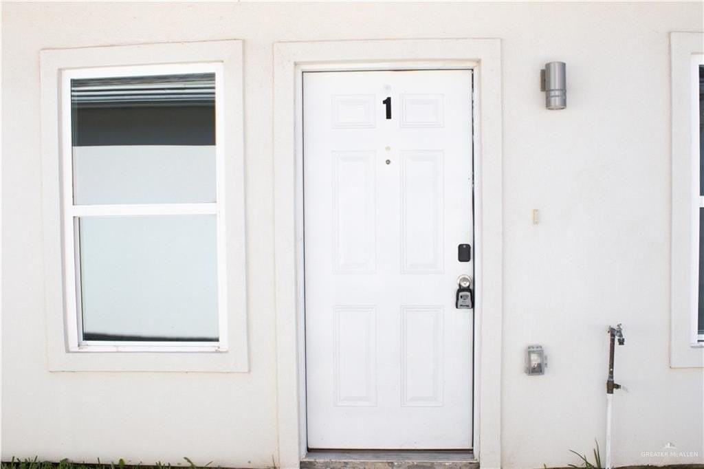 1600 Angelina Dr #1 - Photo 2 of 16