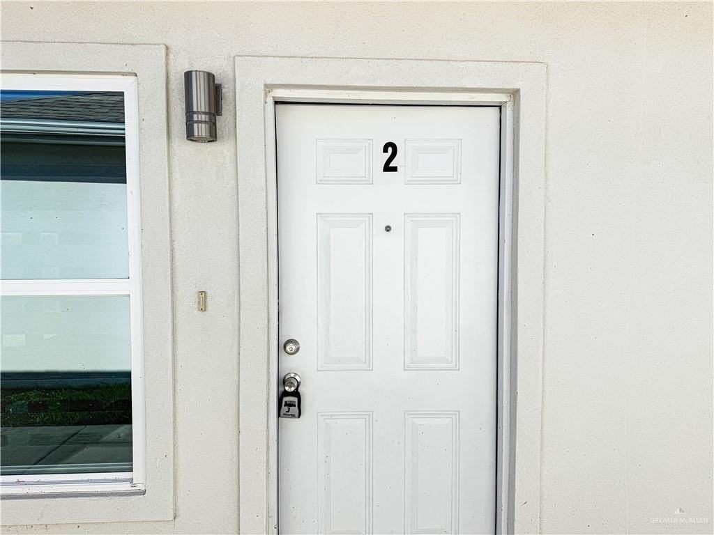 1602 Angelina Dr #2 - Photo 3 of 16