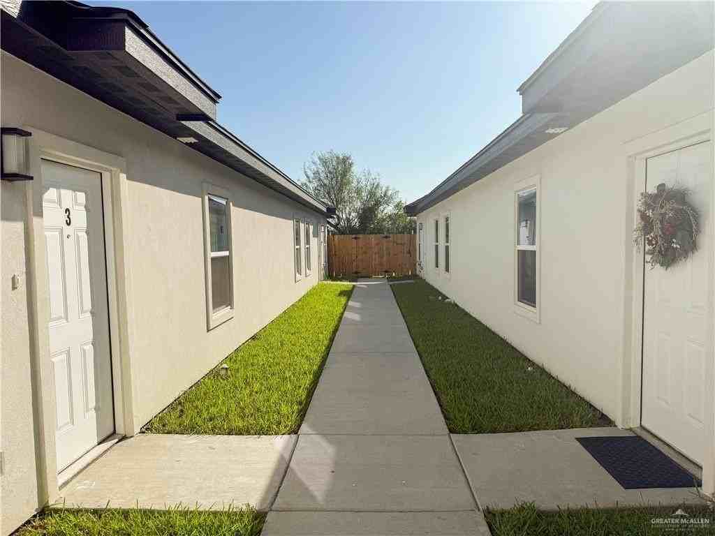 2104 Cassandra St #3 - Photo 2 of 15