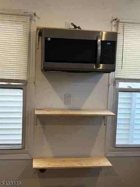 523 Franklin St - Photo 4 of 21