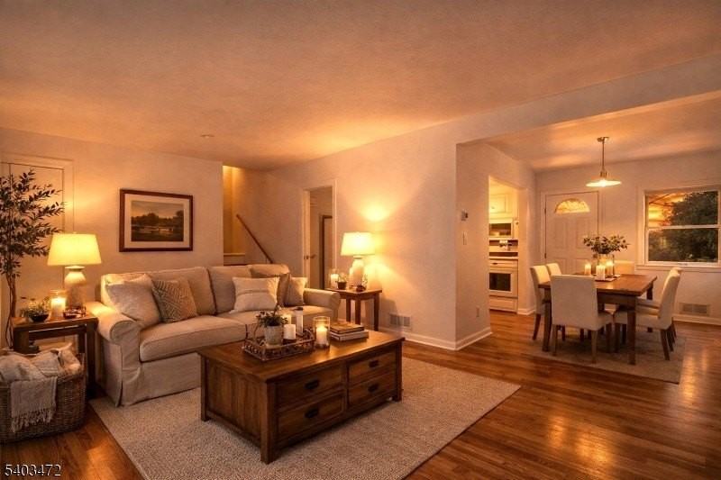 92 Arbor - Photo 3 of 6