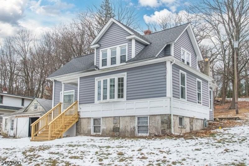 382 Howard Blvd - Photo 2 of 20