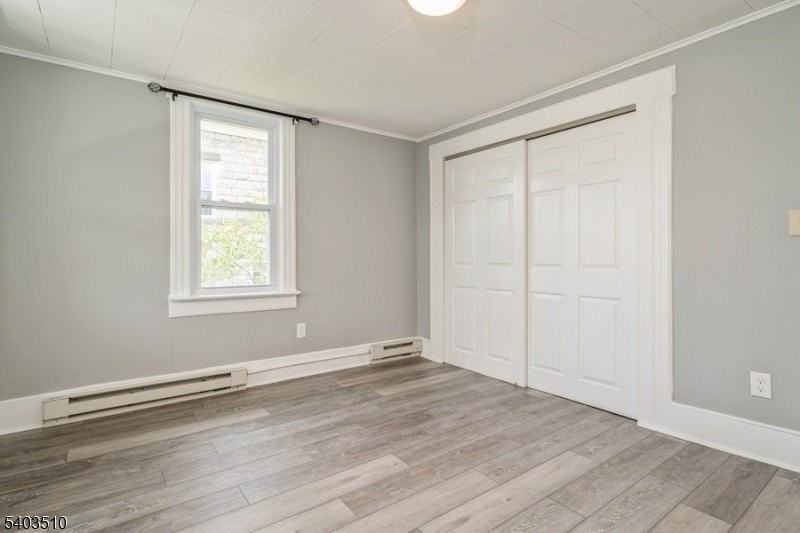 99 Allen St - Photo 5 of 13