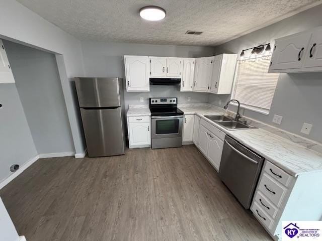 111 Norwood Dr - Photo 4 of 10