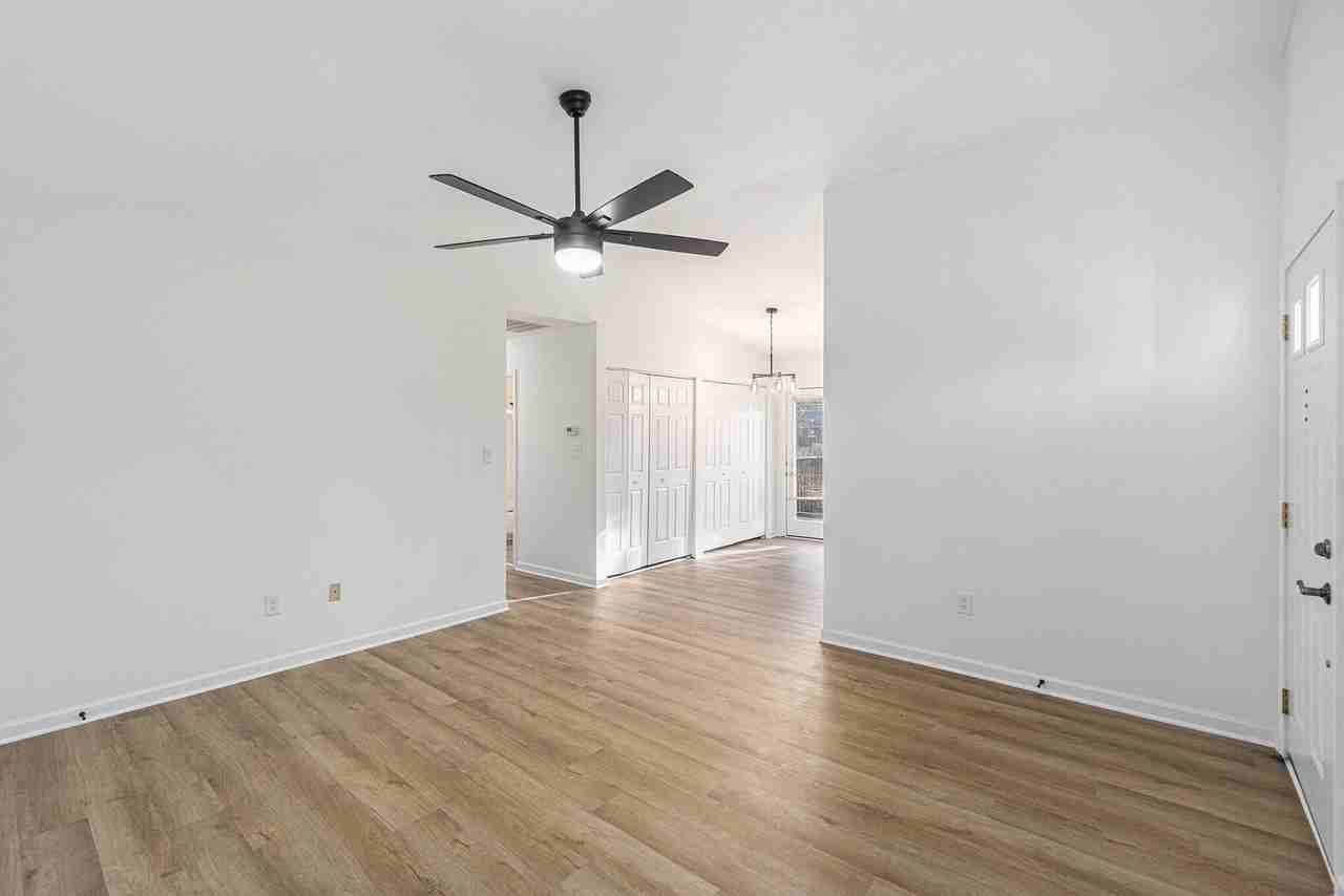 3126 Arrowhead Dr - Photo 6 of 19