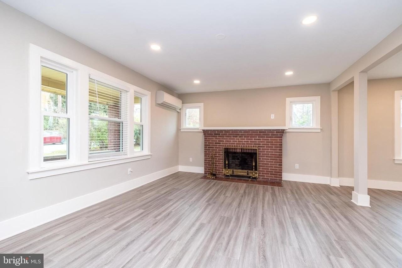 343 Pawlings Rd - Photo 3 of 50