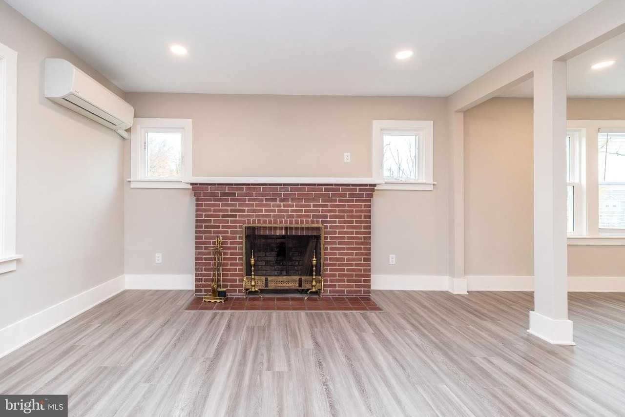 343 Pawlings Rd - Photo 5 of 50