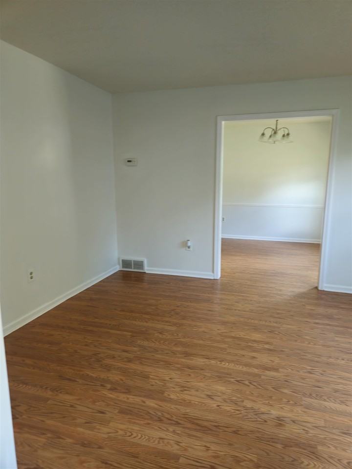 3124 George Cv - Photo 3 of 9