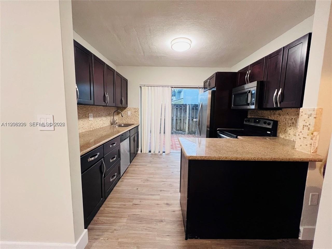 7060 Nw 173rd Dr #1505 - Photo 4 of 15