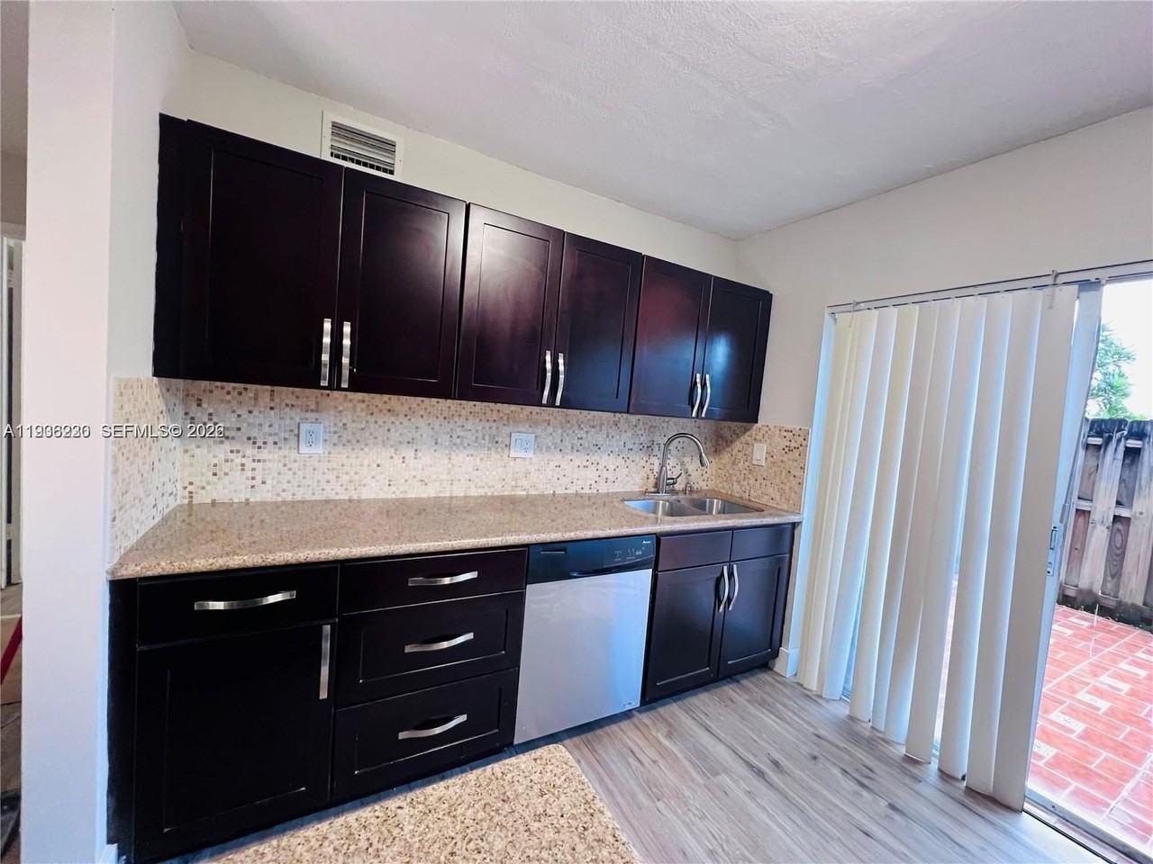 7060 Nw 173rd Dr #1505 - Photo 6 of 15