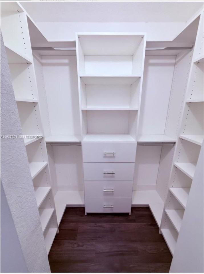 9750 Sw 219th St - Photo 7 of 28