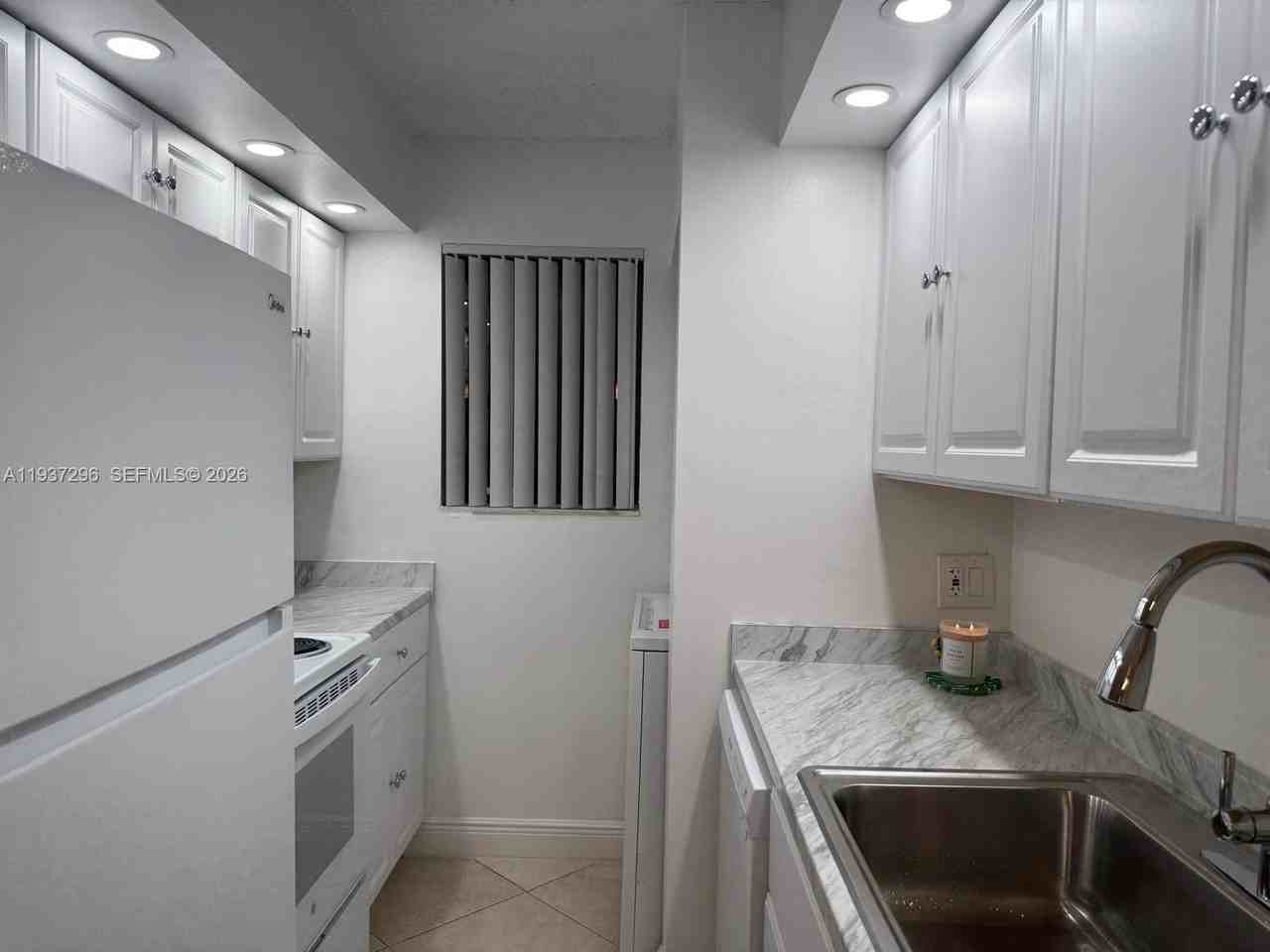 523 Trace Cir #105 - Photo 6 of 16