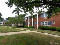 28 Woodedge Ave Apt 2 #2802 - Photo 1 of 1