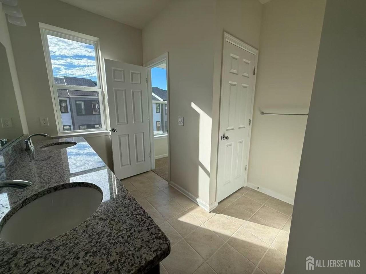 616 Sadie Cir - Photo 7 of 18