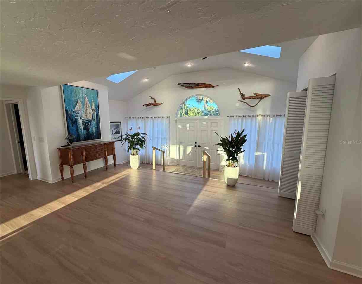 2709 Casey Key Rd - Photo 6 of 50