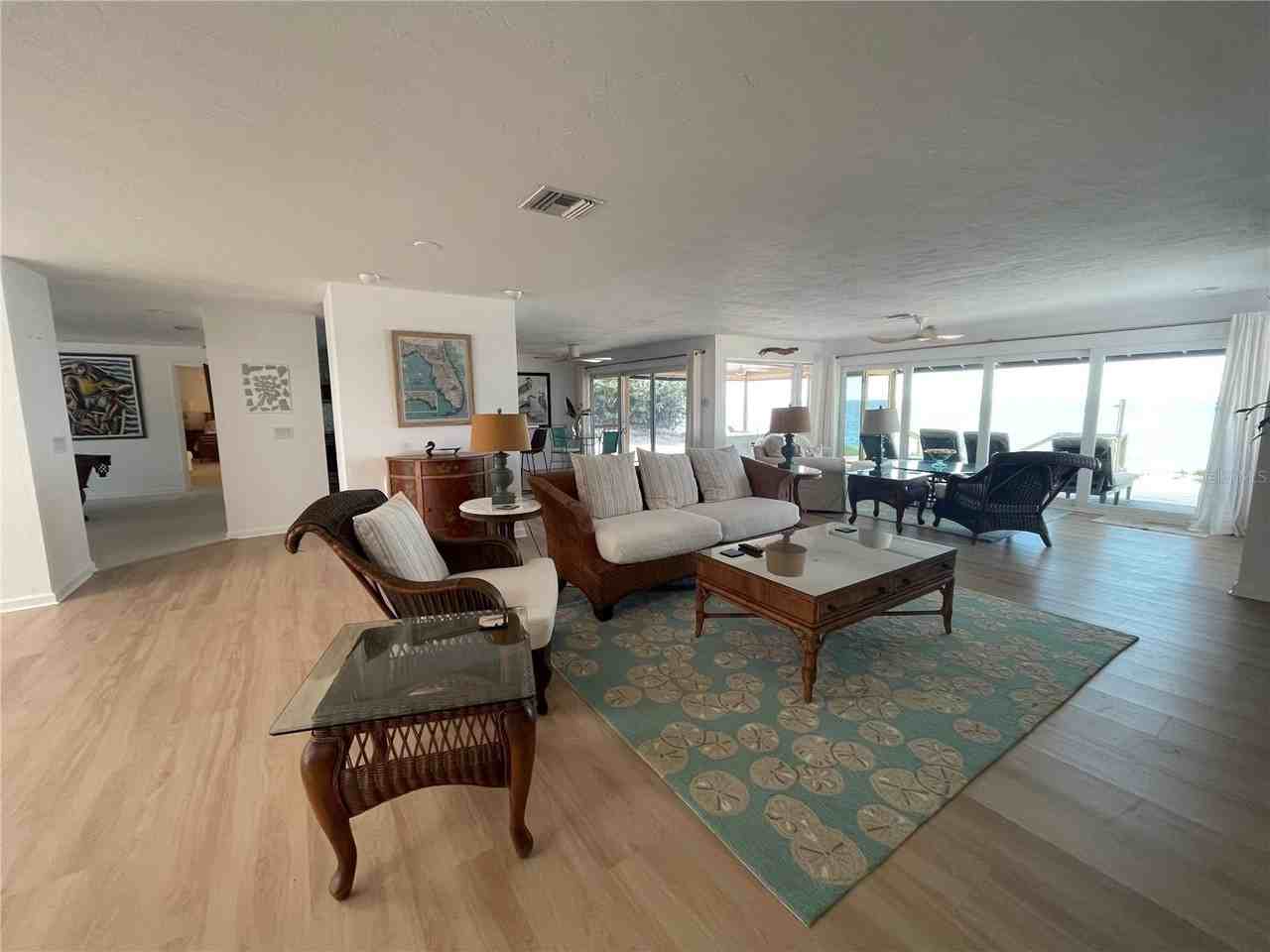 2709 Casey Key Rd - Photo 7 of 50