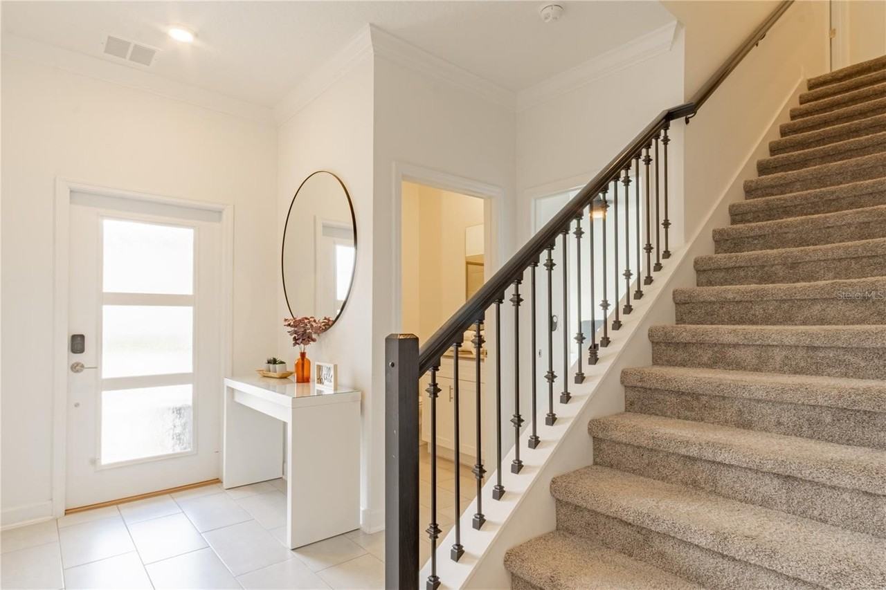 2705 Scrapbook St - Photo 3 of 35