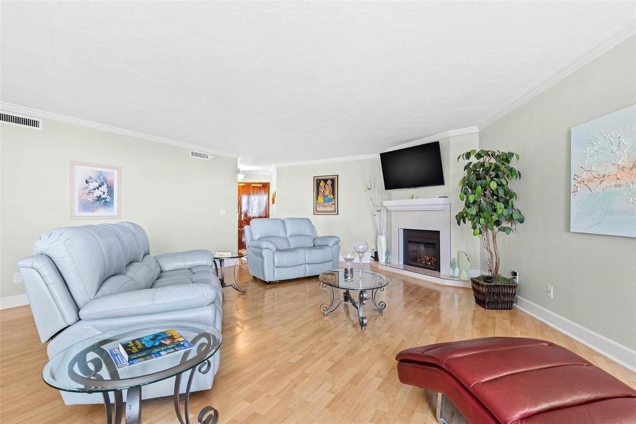 1660 Gulf Blvd #607 - Photo 7 of 50