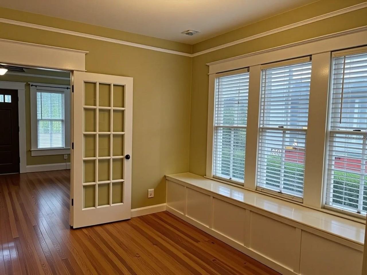 807 S Fremont Ave - Photo 7 of 40