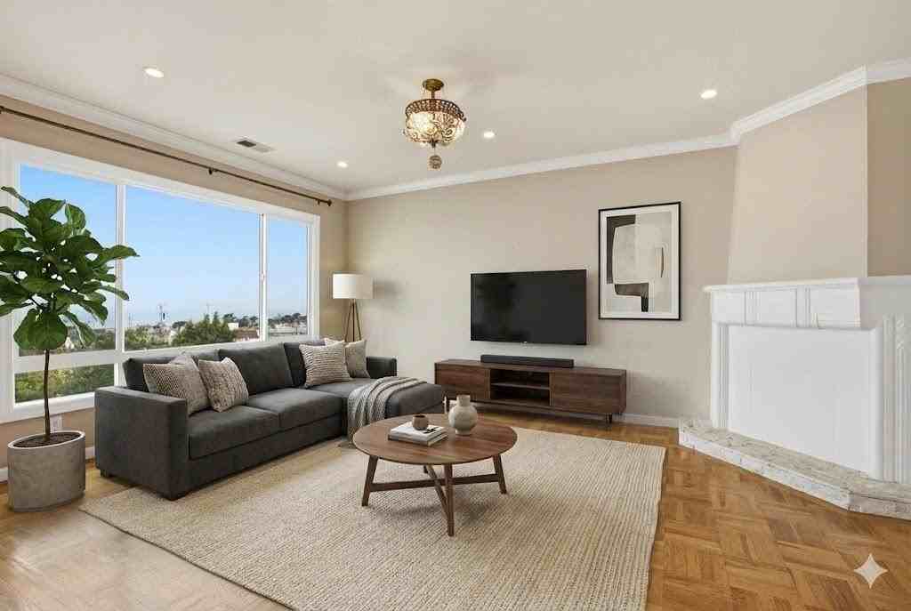 1927 30th Ave - Photo 5 of 40