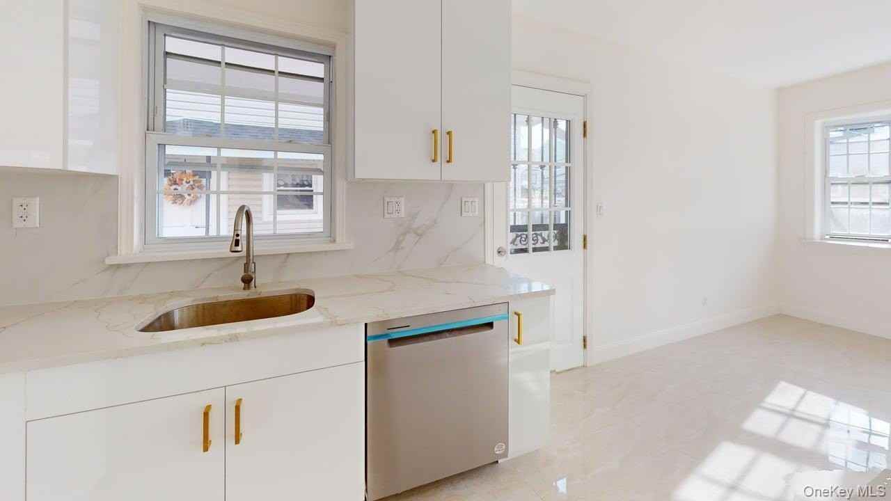 8904 Aubrey Ave Unit 1 #1 - Photo 2 of 15