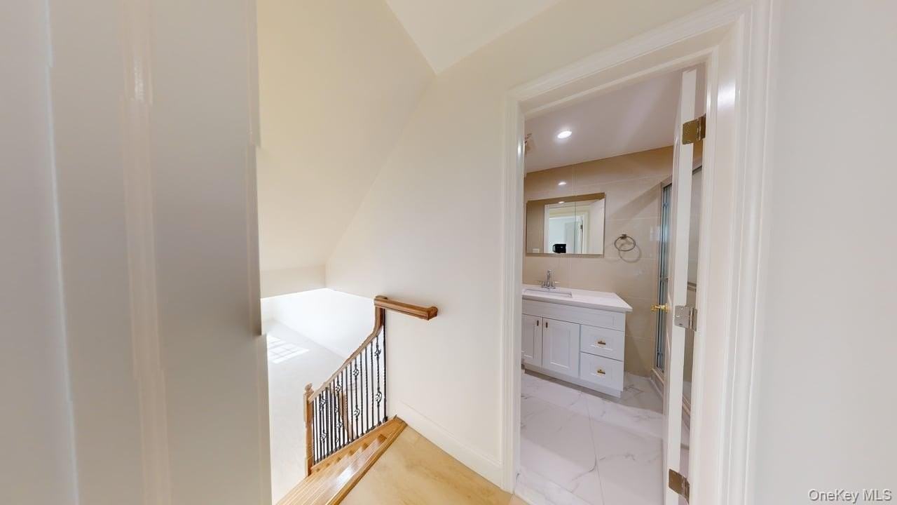 8904 Aubrey Ave Unit 1 #1 - Photo 4 of 15