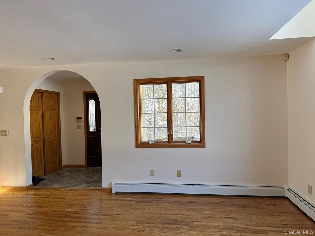 88 Pierce Cir - Photo 3 of 27