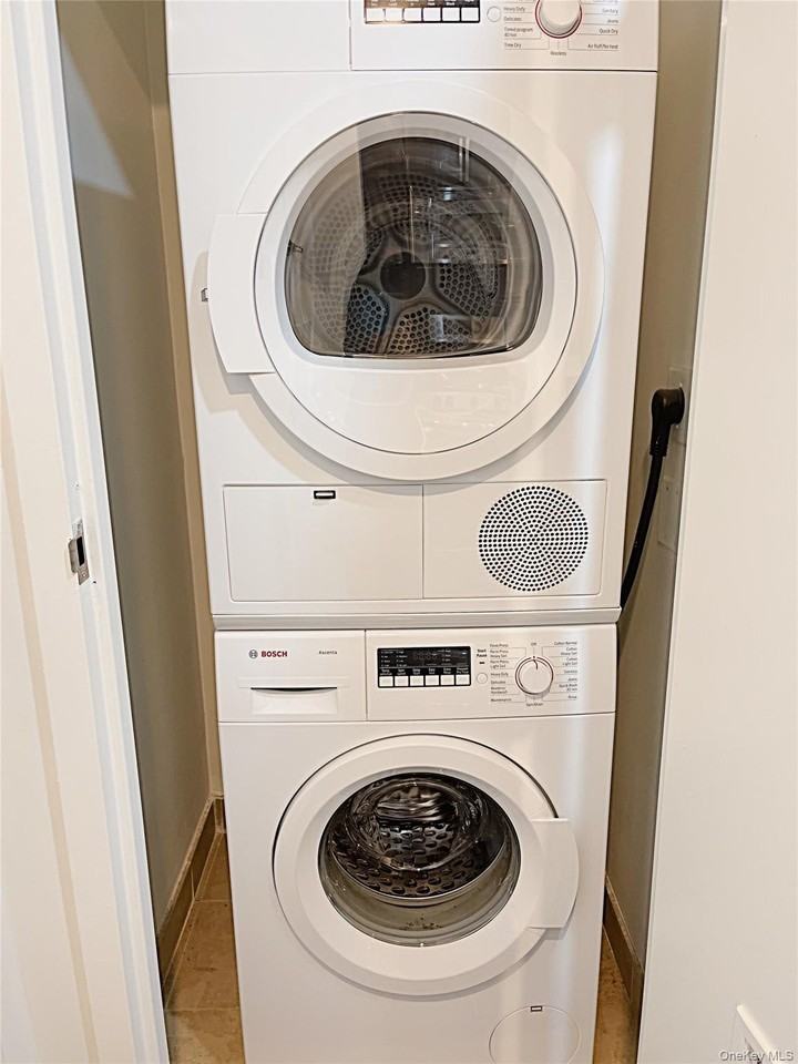 1215 Broadway Apt 603 #603 - Photo 4 of 12