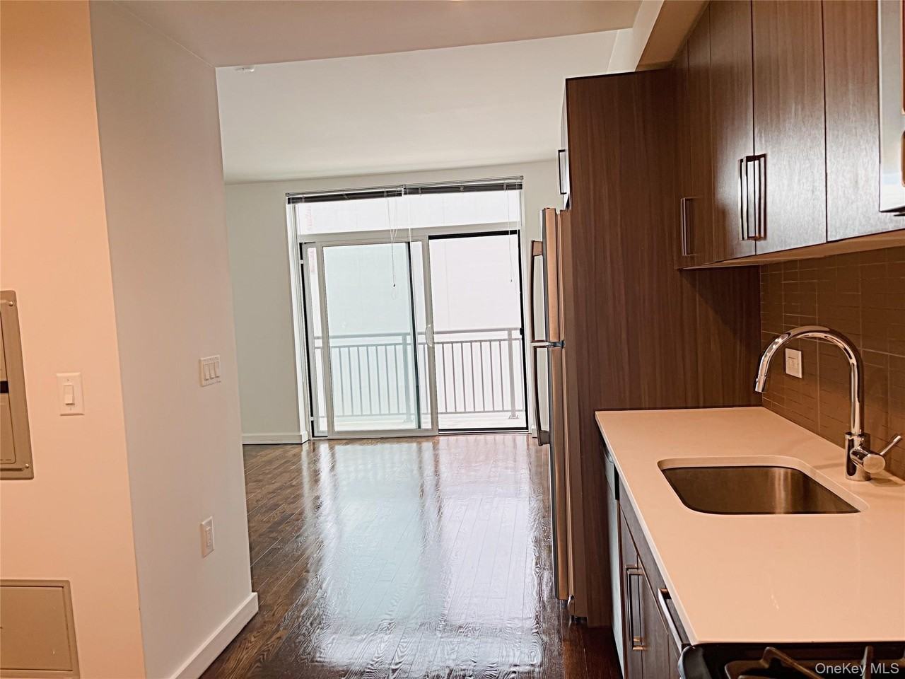 1215 Broadway Apt 603 #603 - Photo 5 of 12