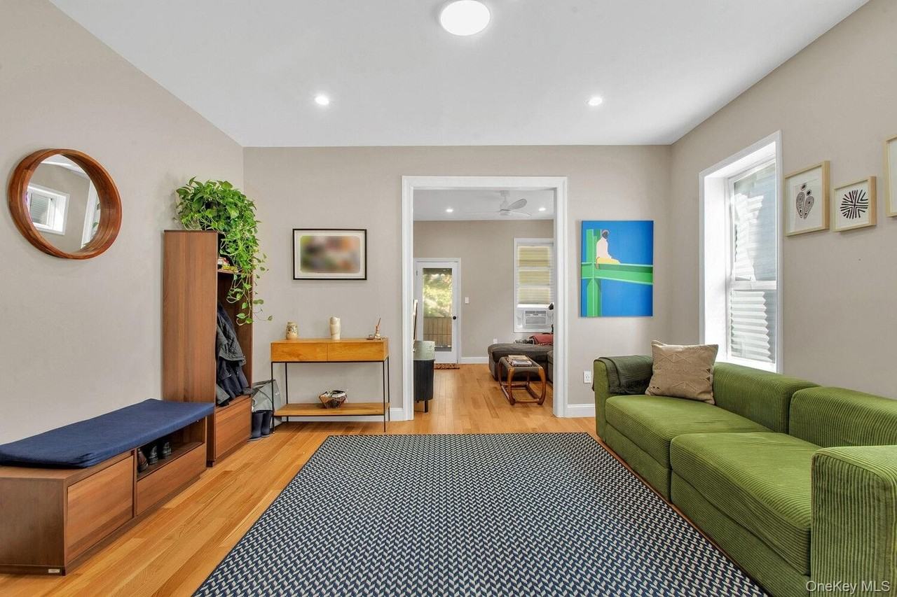 106 E 32nd St Unit 3 #3 - Photo 2 of 9