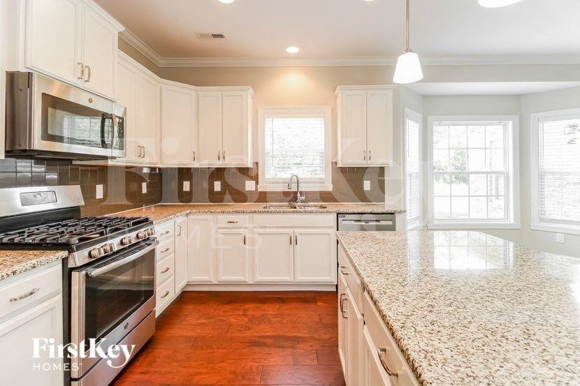 2802 Fallin Ct - Photo 6 of 15