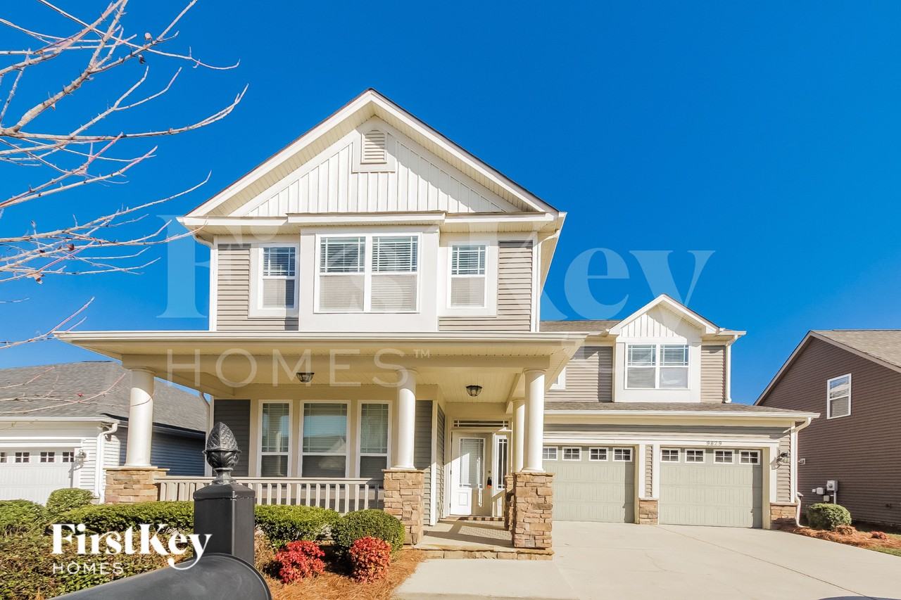 9829 Skybluff Cir #730 - Photo 2 of 15