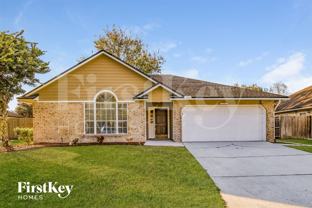 12274 Stockbridge Ct N - Photo 1 of 1