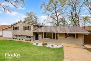 featured image of 1646 Stardust Dr