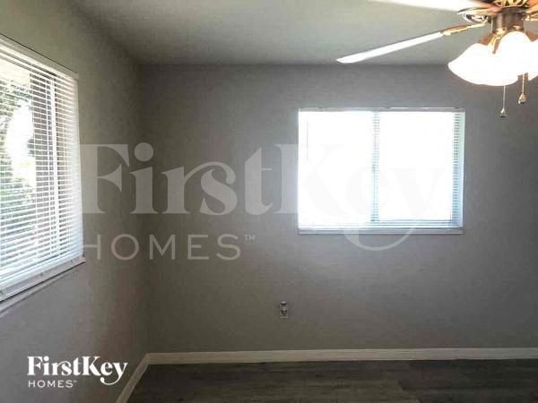 8185 Kings Bay Blvd - Photo 7 of 10