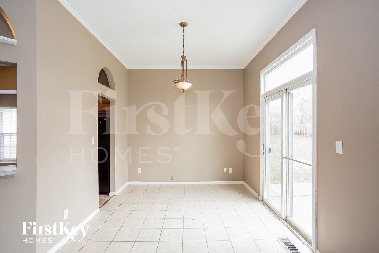 515 Palmyra Dr - Photo 5 of 15