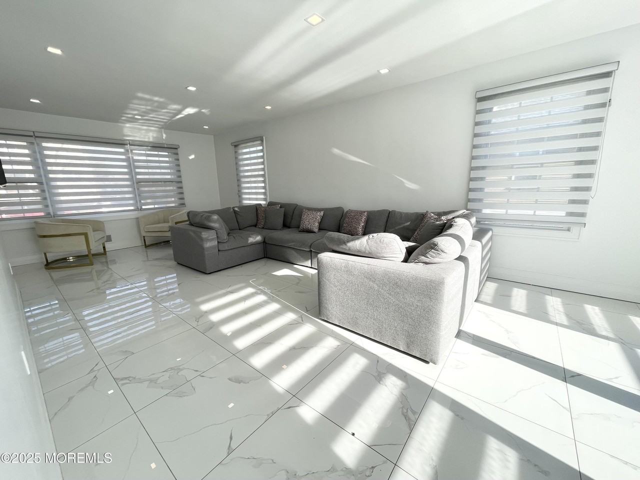 7 Berger Ave - Photo 2 of 14