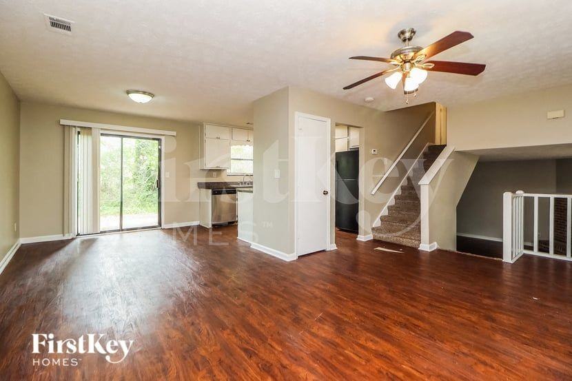 3346 Clevemont Way - Photo 4 of 16