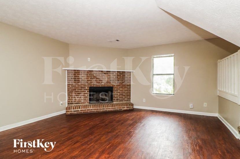 3346 Clevemont Way - Photo 6 of 16