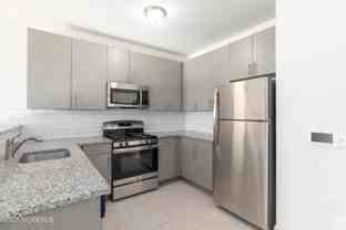 509 Memorial Dr Apt 405 #405 - Photo 1 of 1