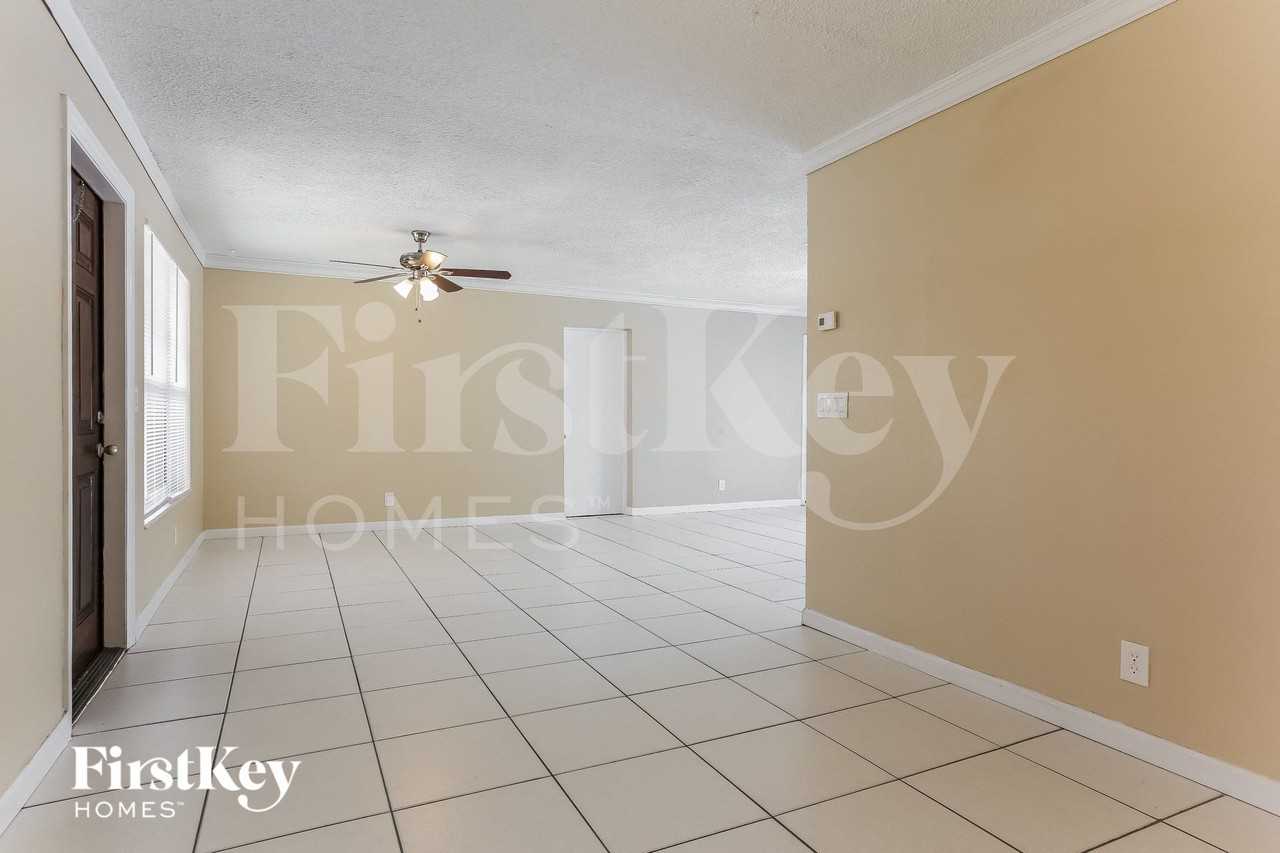 2531 Blue Jay Turn - Photo 4 of 14