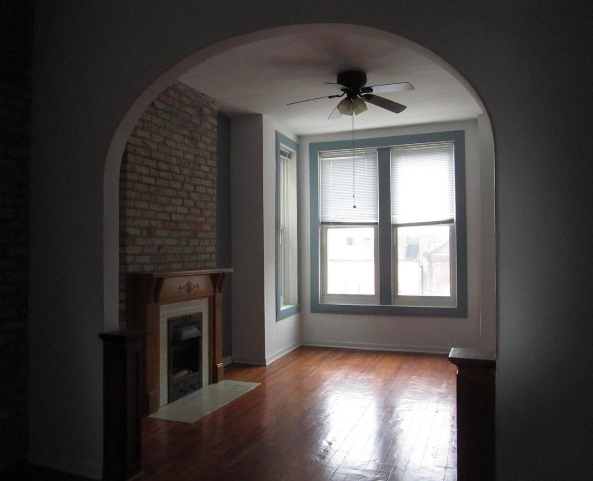 1956 W Huron St Unit 3 #3 - Photo 2 of 11