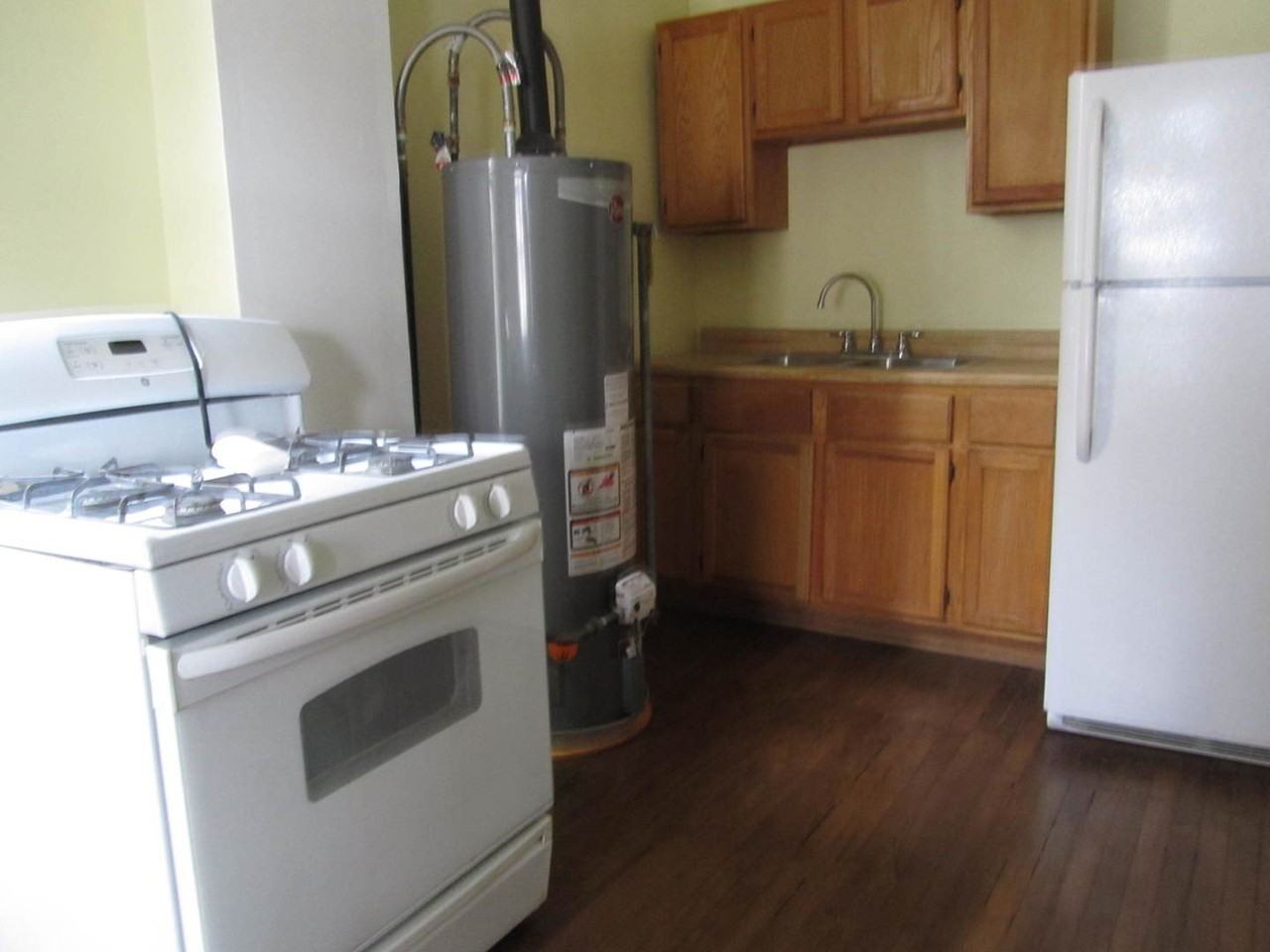 1956 W Huron St Unit 3 #3 - Photo 6 of 11