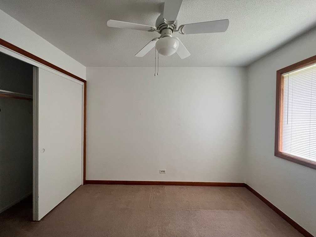 3327 Acorn Ct - Photo 6 of 12