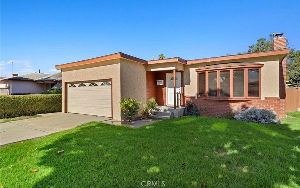 12111 Hammack St - Photo 2 of 28